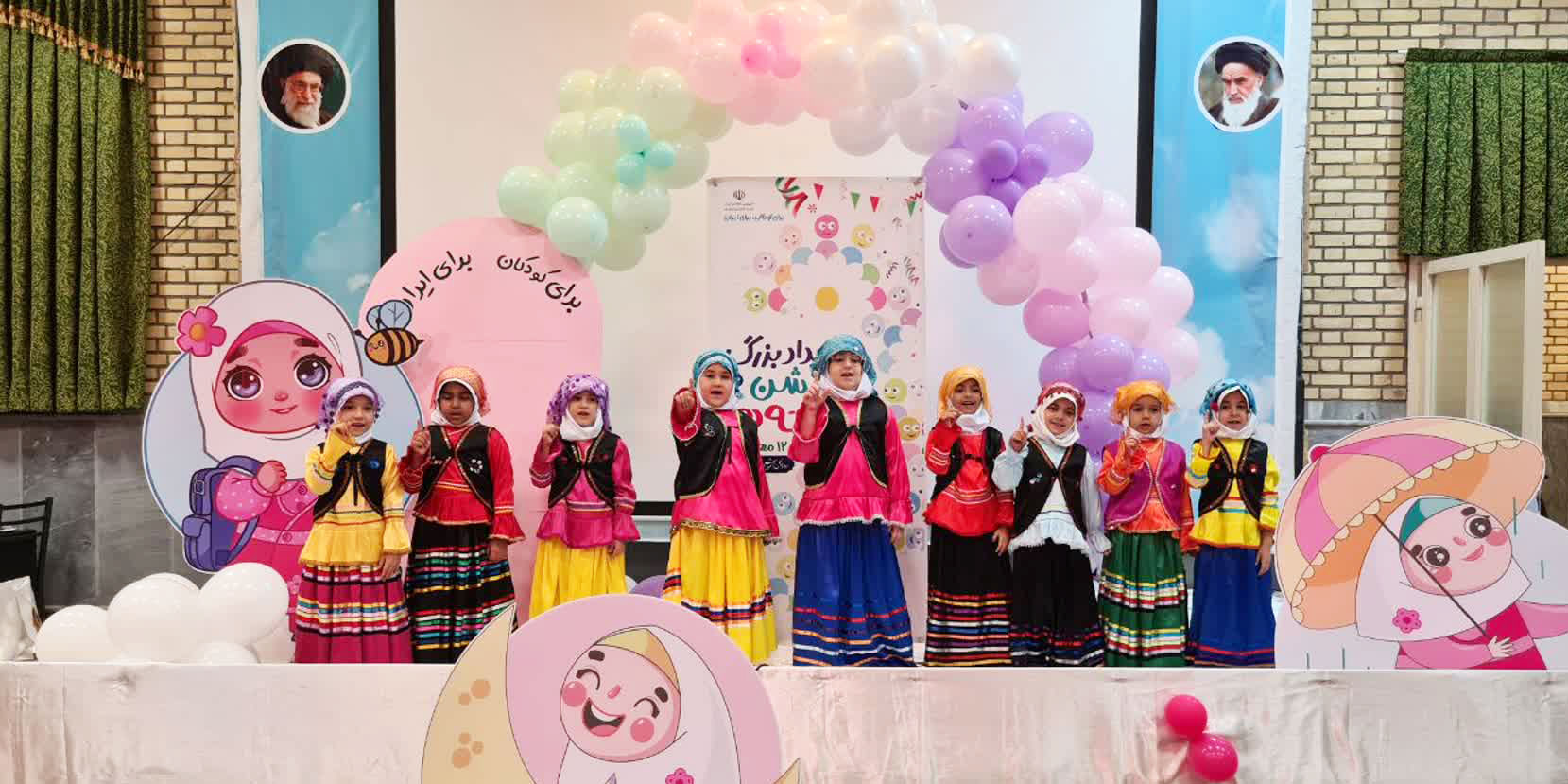 زنگ غنچه‌ها در پیش دبستان هدی نواخته شد